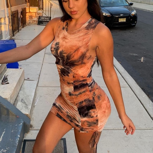 That's So Fetch Super Soft Tie Dye Dress - Picture 3 of 4